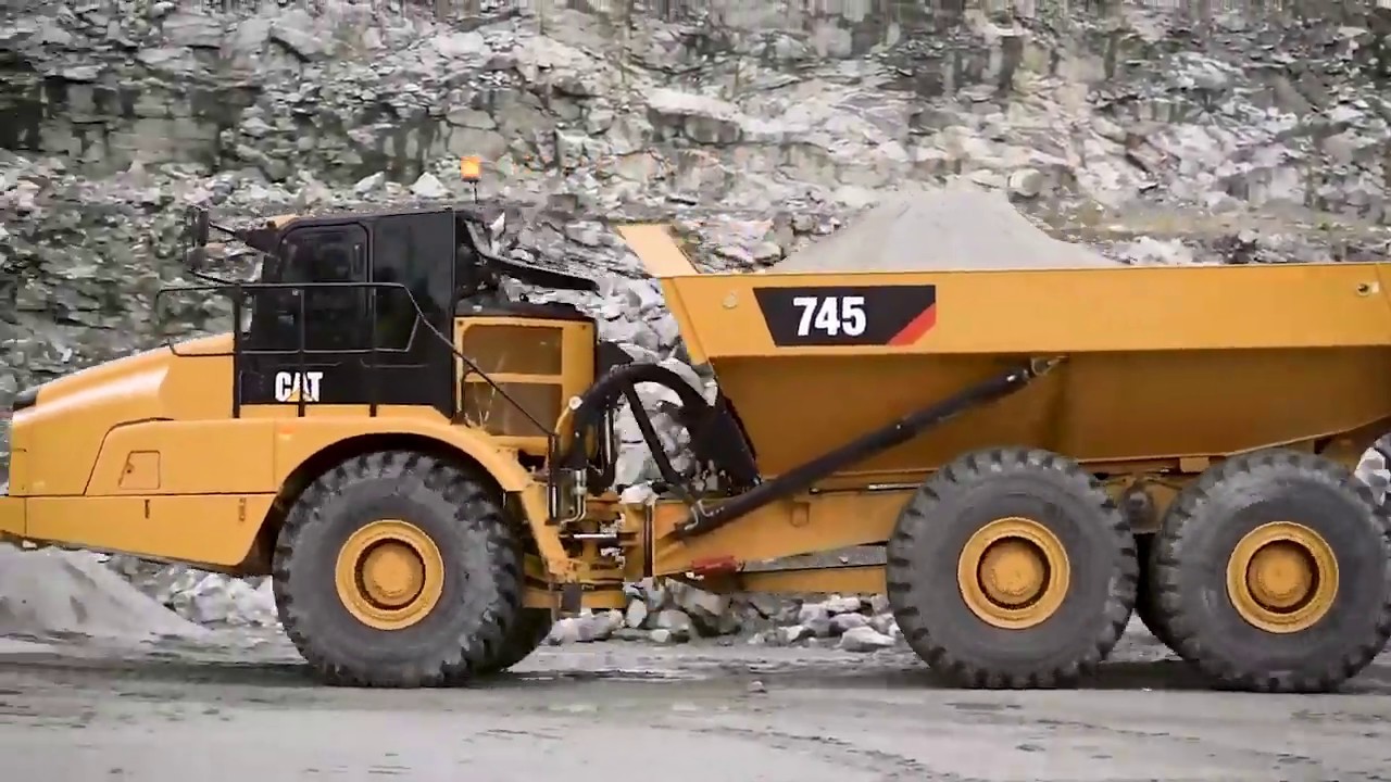 Articulated CAT 745